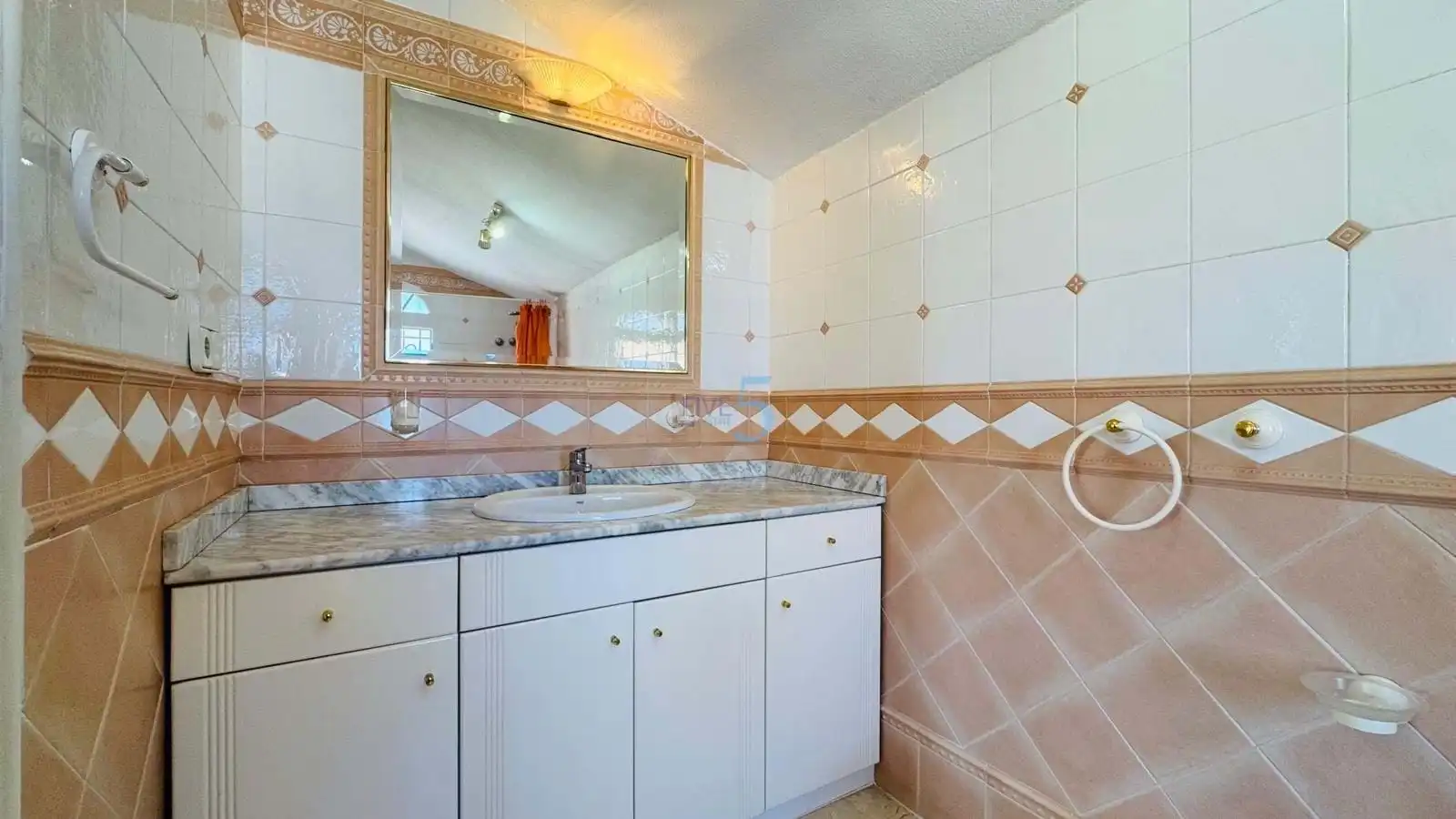 Casa o xalet en venda a Villamartín - Las Filipinas