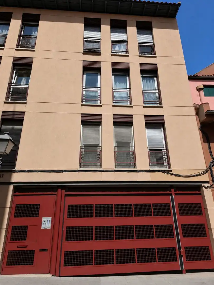 Einzelparkplatz zum Verkauf in Calle del Mesón de Paredes 77, imagen 2