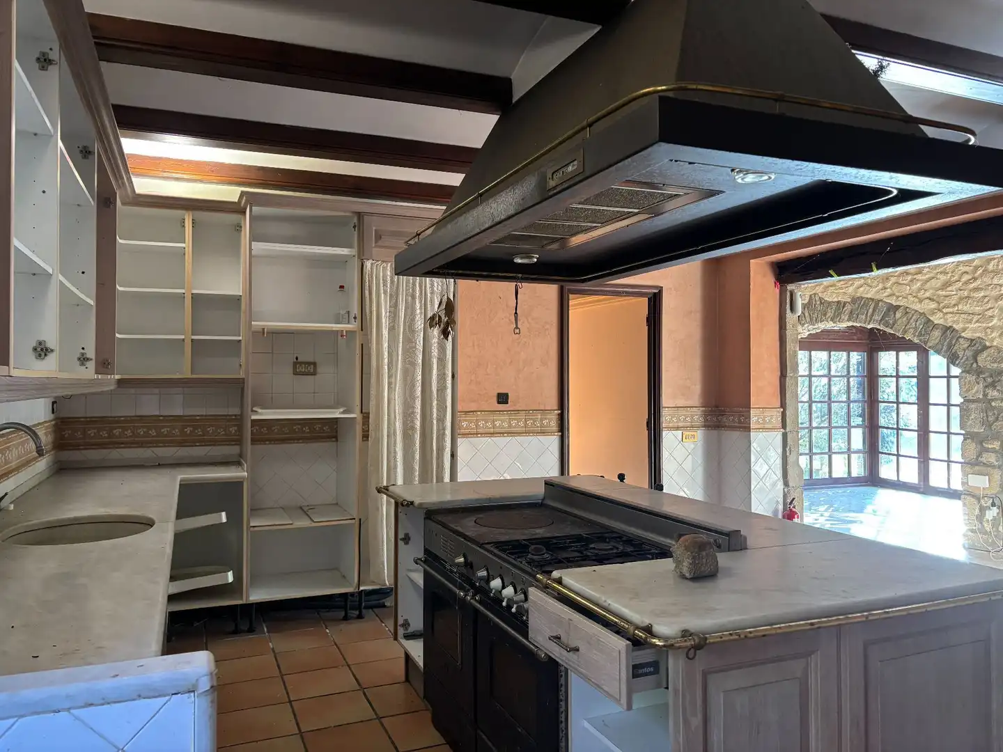 Cocina de Finca rústica en venta en La Pera con Jardín privado, Trastero y Piscina