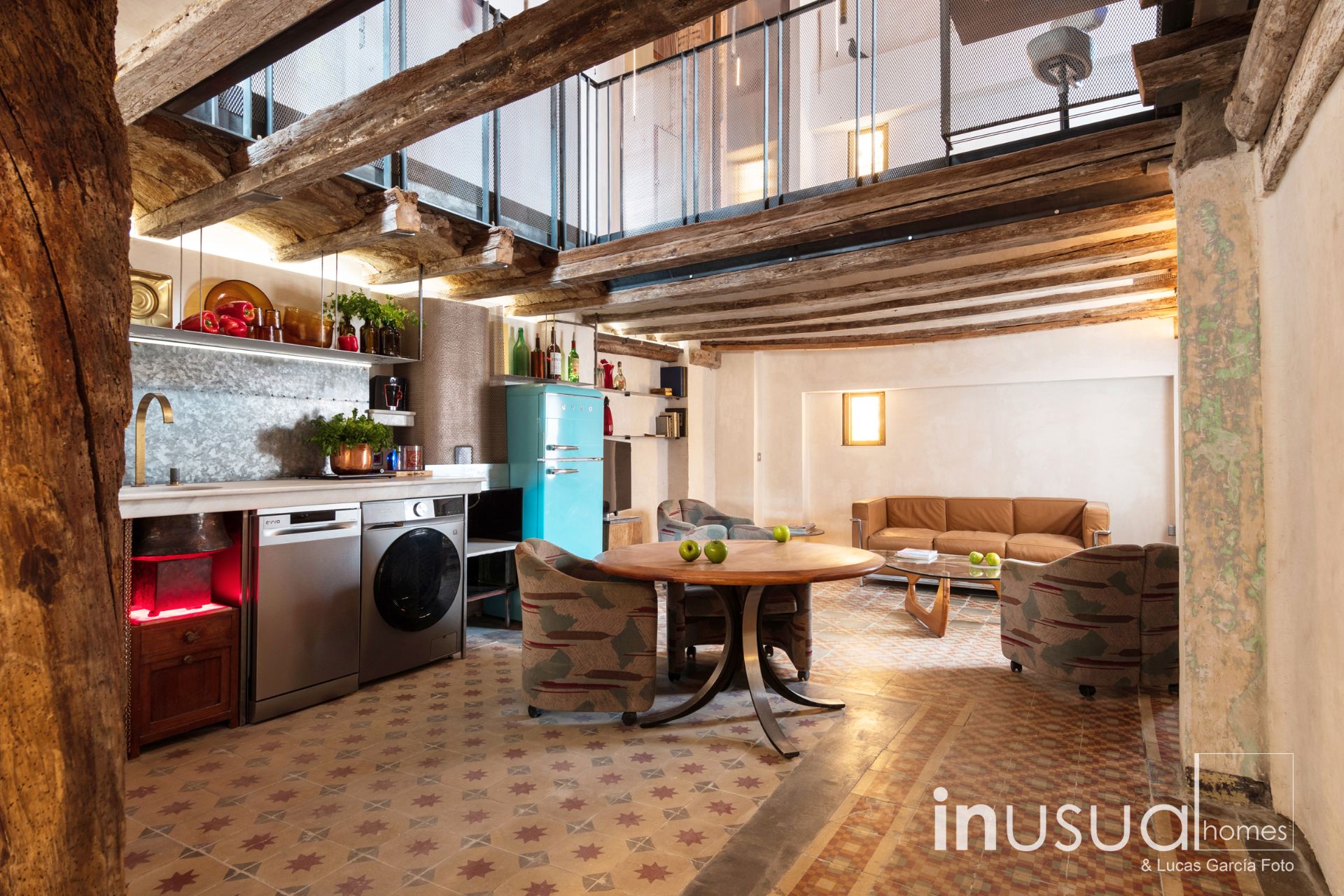 Kitchen of Duplex to rent in  Zaragoza Capital  with Air Conditioner, Heating and Terrace