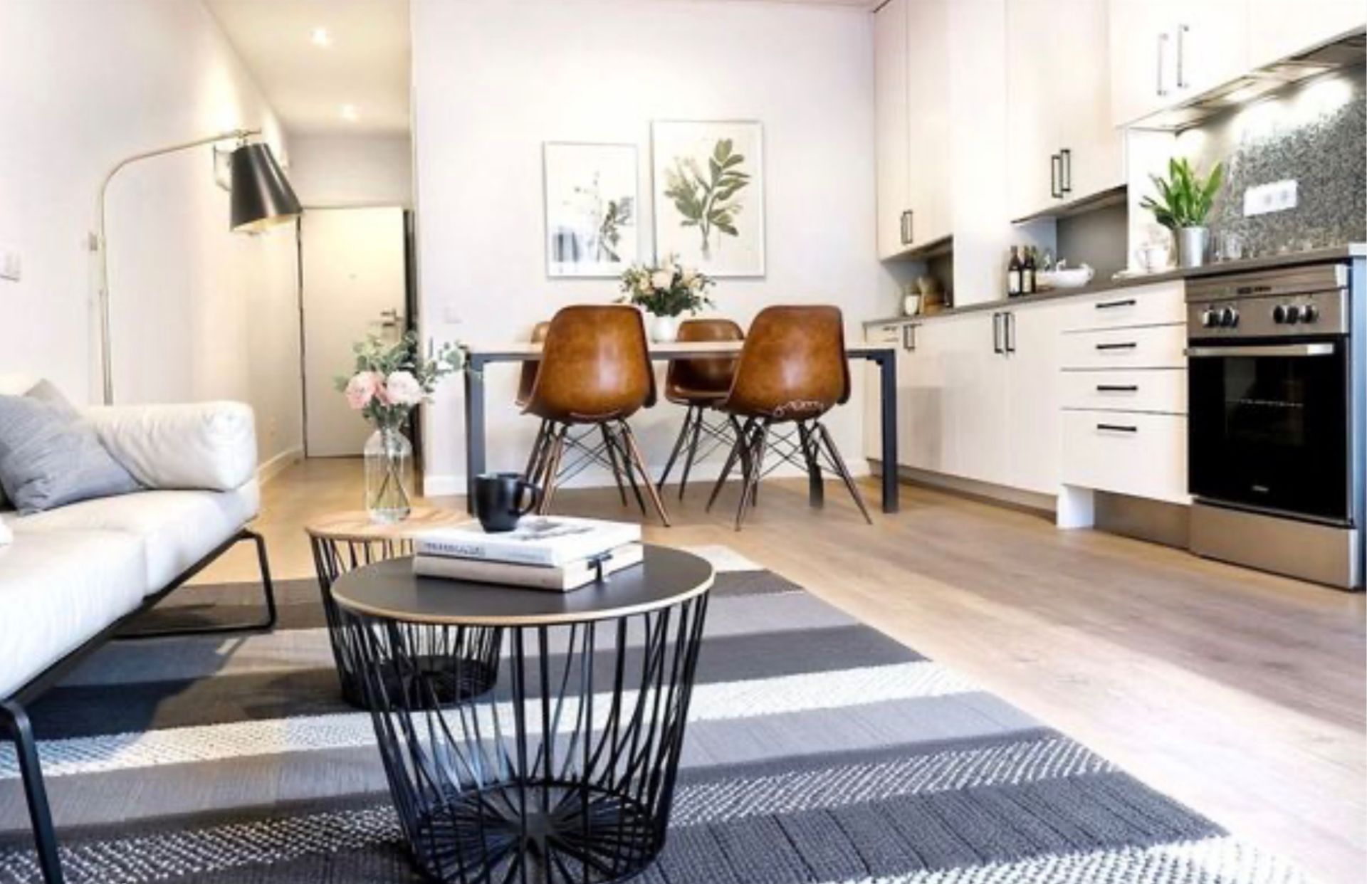 Living room of Study for sale in  Barcelona Capital  with Air Conditioner, Heating and Parquet flooring