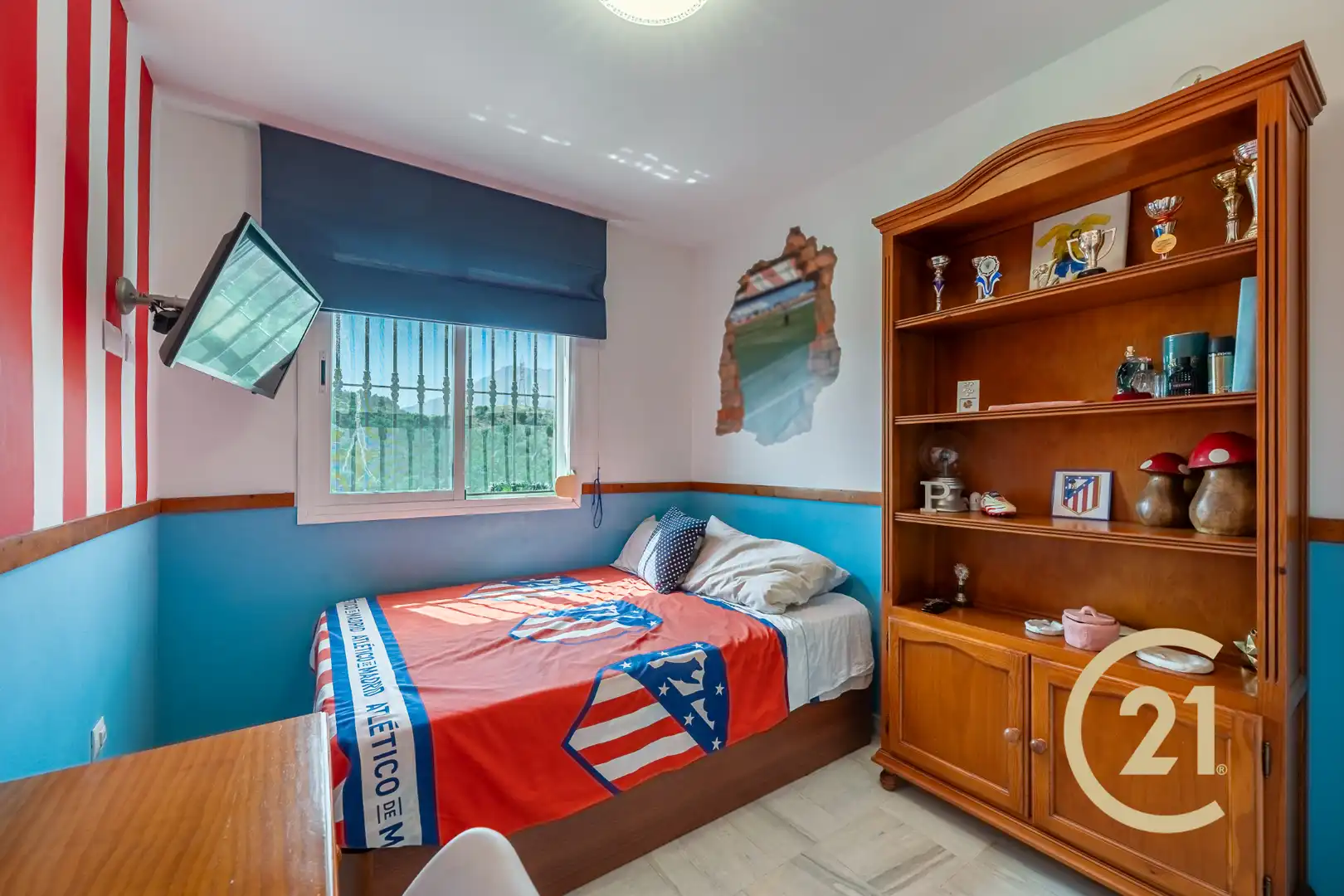 Dormitori de Casa adosada en venda en Marbella amb Aire condicionat, Jardí privat i Terrassa