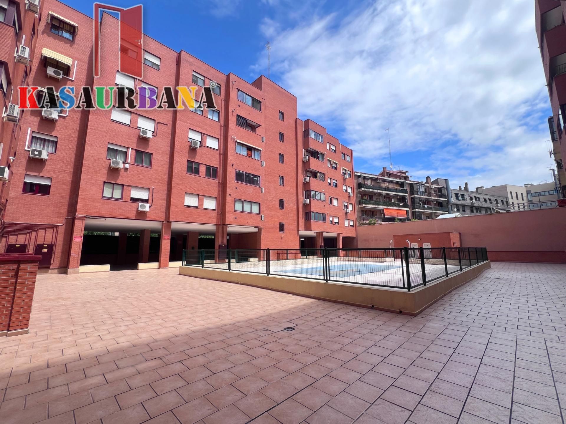 Exterior view of Attic for sale in Valdemoro  with Heating, Terrace and Community pool