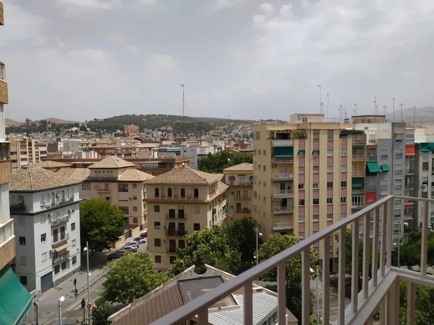 Exterior view of Flat for rent in Granada  with Heating, Furnished and Balcony