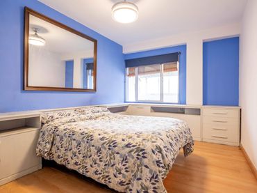 Piso con balcón en venta en Calle ITALIA 53