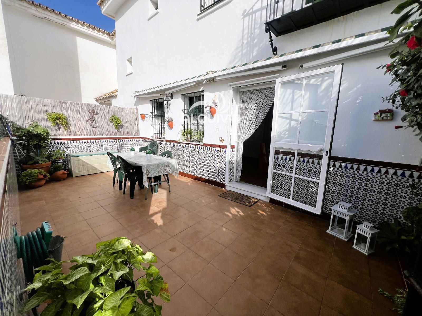 Jardí de Casa adosada en venda en Almonte amb Terrassa, Piscina i Moblat