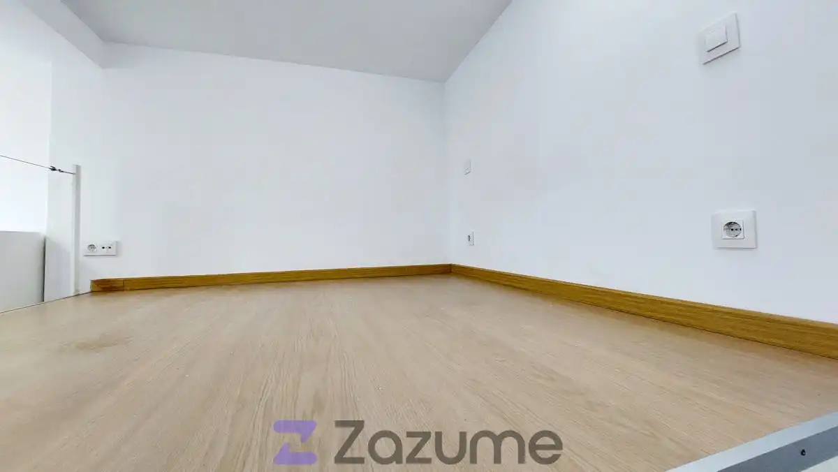 Lofts for rent in Madrid  with Air Conditioner, Oven and Washing machine
