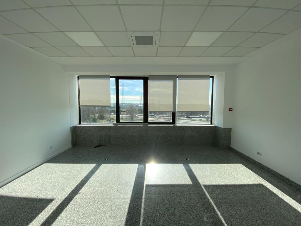 Office to rent in Las Rozas de Madrid  with Air Conditioner, Heating and Terrace