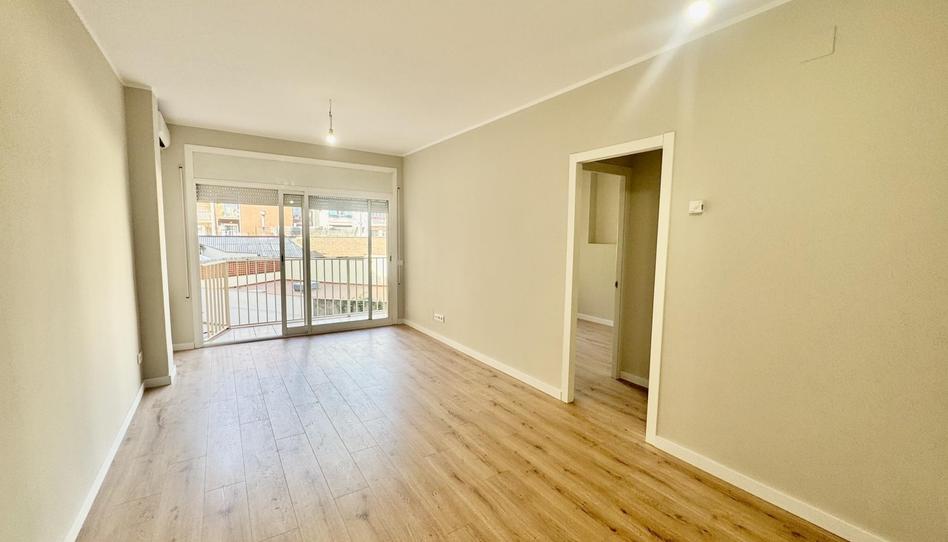 Photo 1 of Flat for sale in Carrer Dels Castillejos, Sagrada Família, Barcelona