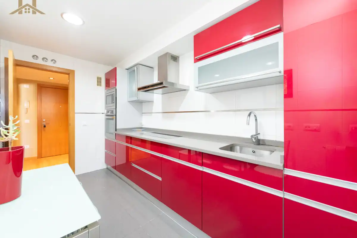 Cuina de Pis en venda en Madrid amb Aire condicionat, Calefacció i Terrassa