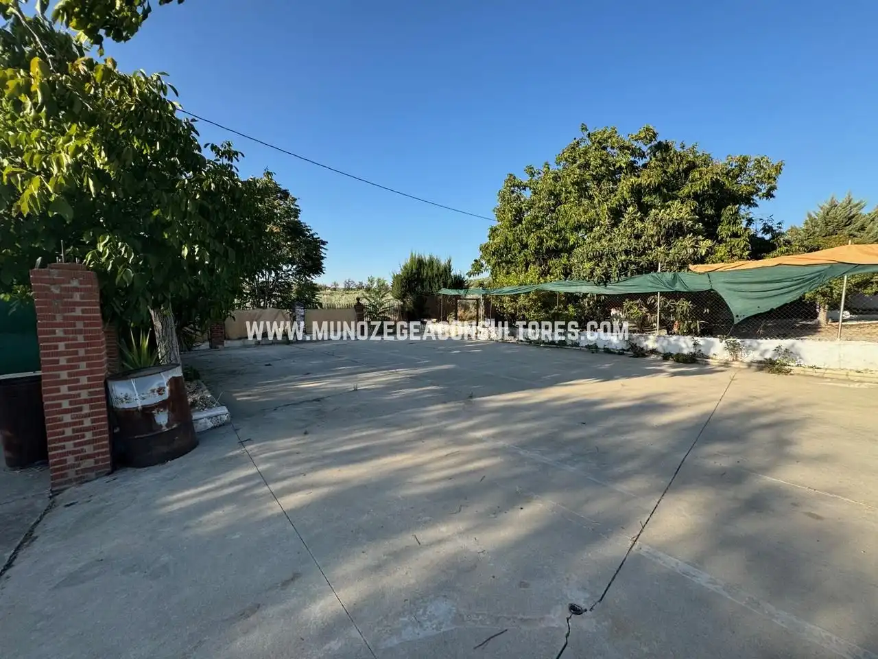 Vista exterior de Casa o chalet en venta en Lucena con Jardín privado y Piscina