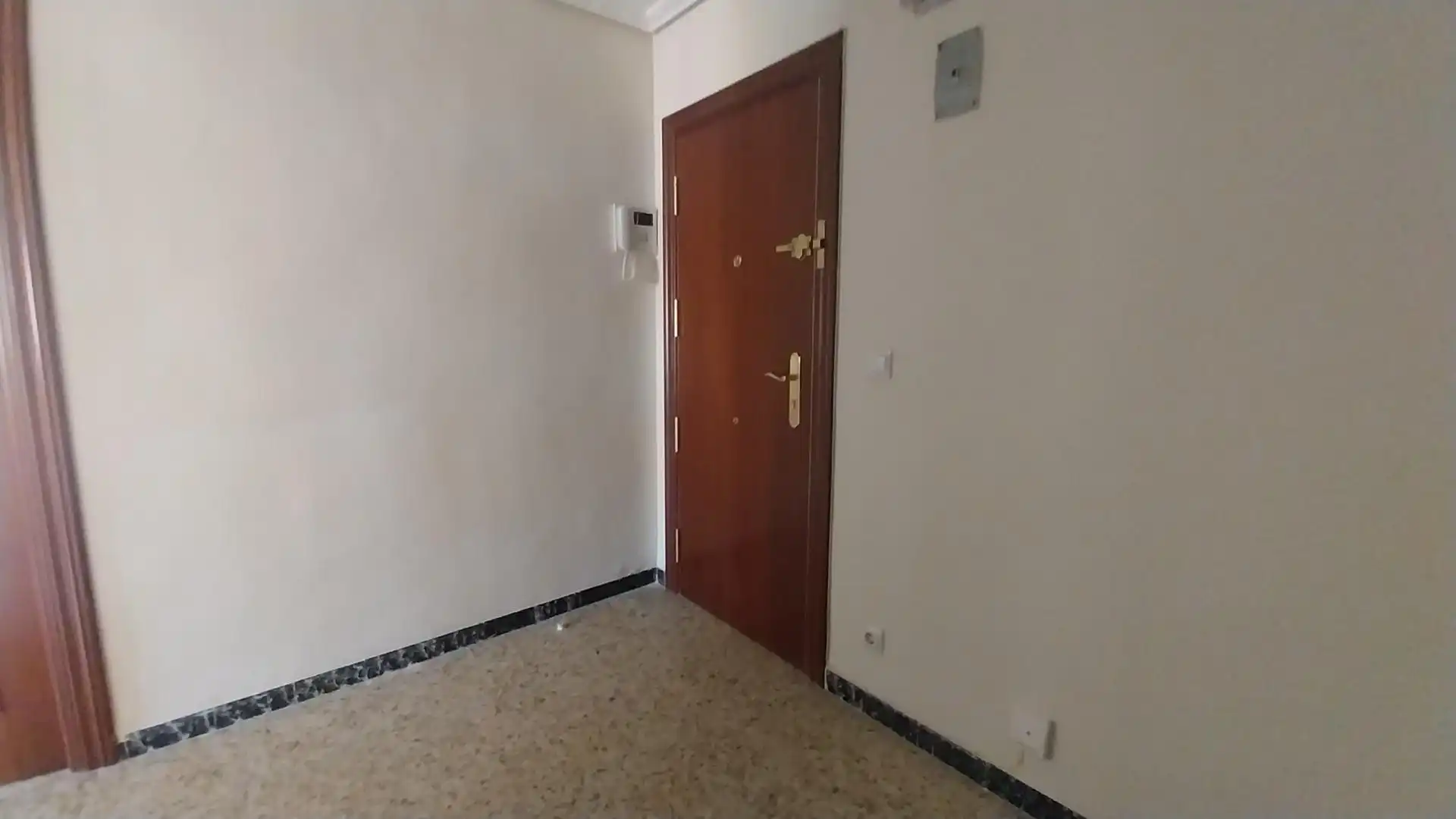 Wohnung zur Miete in Barrio España