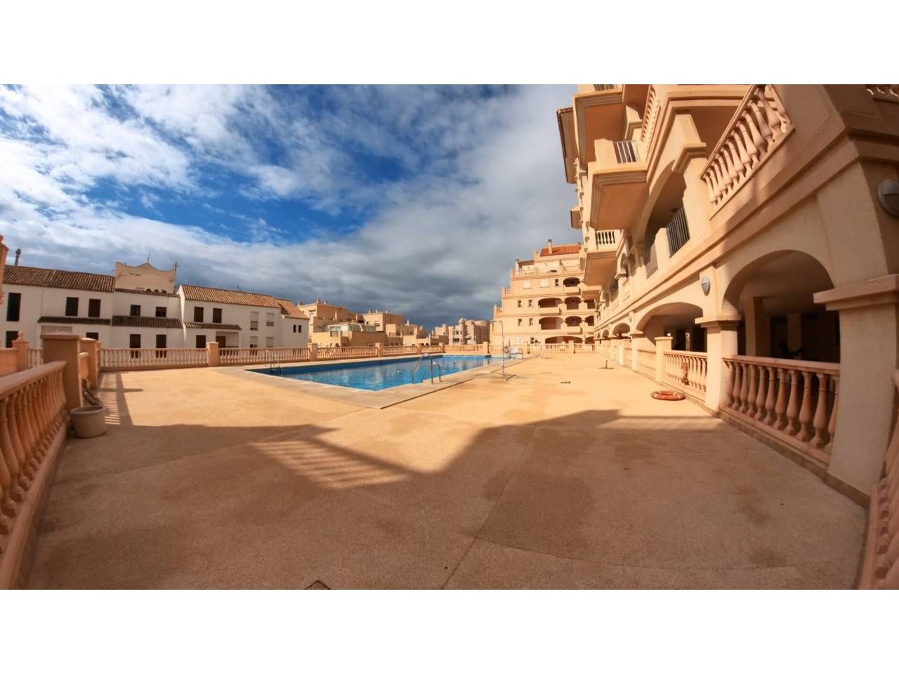 Pis en venda a Raquero, Santo Domingo