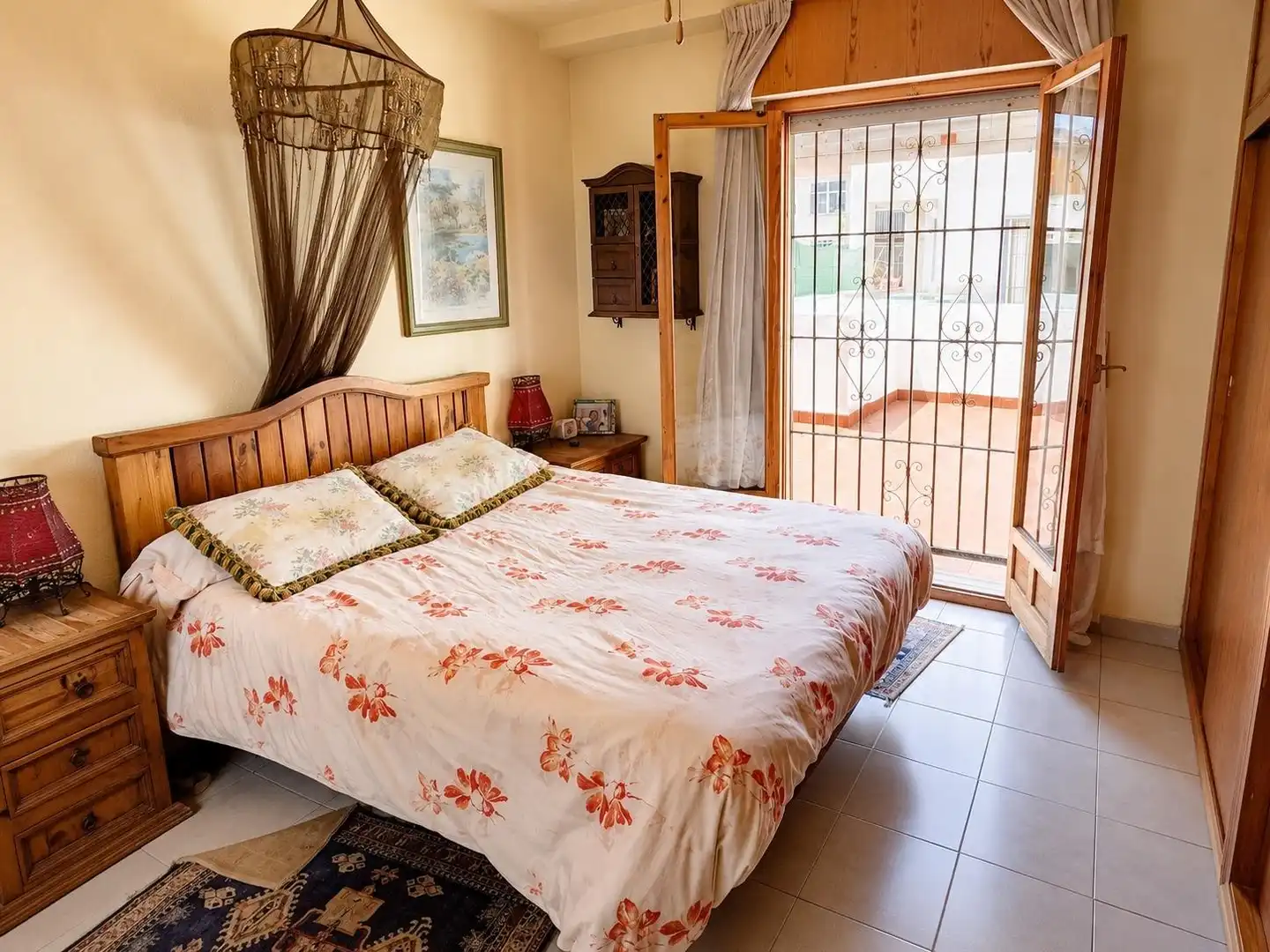 Habitación de Dúplex en venta en Torrevieja con Aire acondicionado, Terraza y Trastero