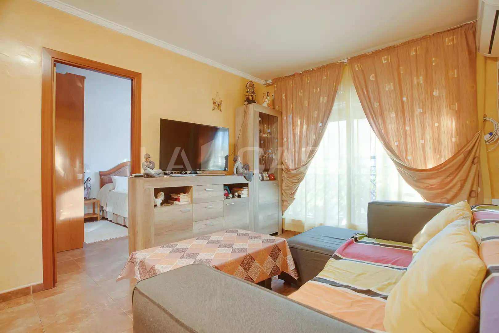 Living room of Flat for sale in Sant Adrià de Besòs
