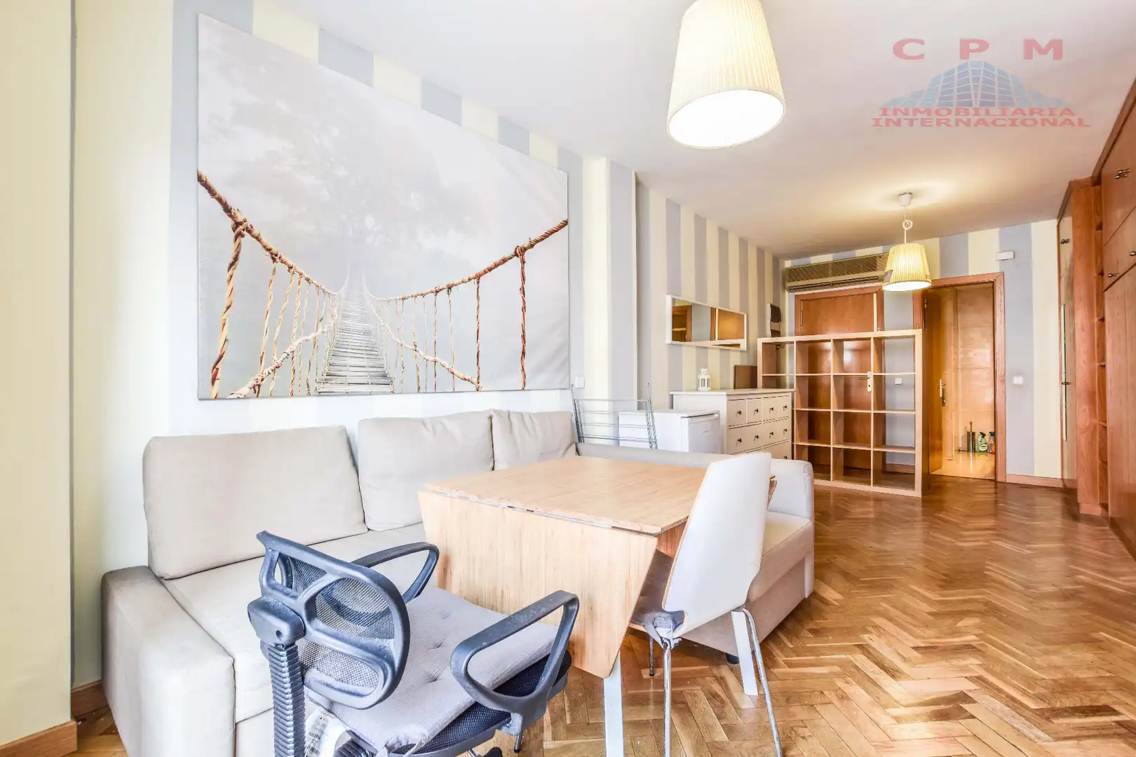 Menjador de Estudi de lloguer en Madrid amb Aire condicionat, Calefacció i Parquet