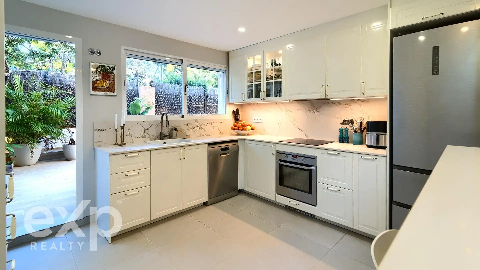 Cocina de Casa o chalet en venta en Godella con Aire acondicionado, Calefacción y Jardín privado