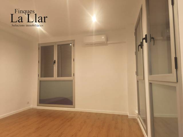 Local comercial en Alquiler en Sant Pere en Centre - Estació