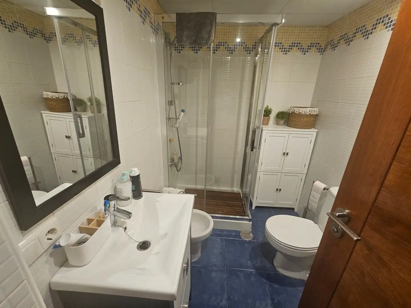 Bathroom of Flat for sale in Cáceres  with Air Conditioner and Storage room