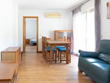 Piso con piscina en venta en Avenida La Moraleda 2