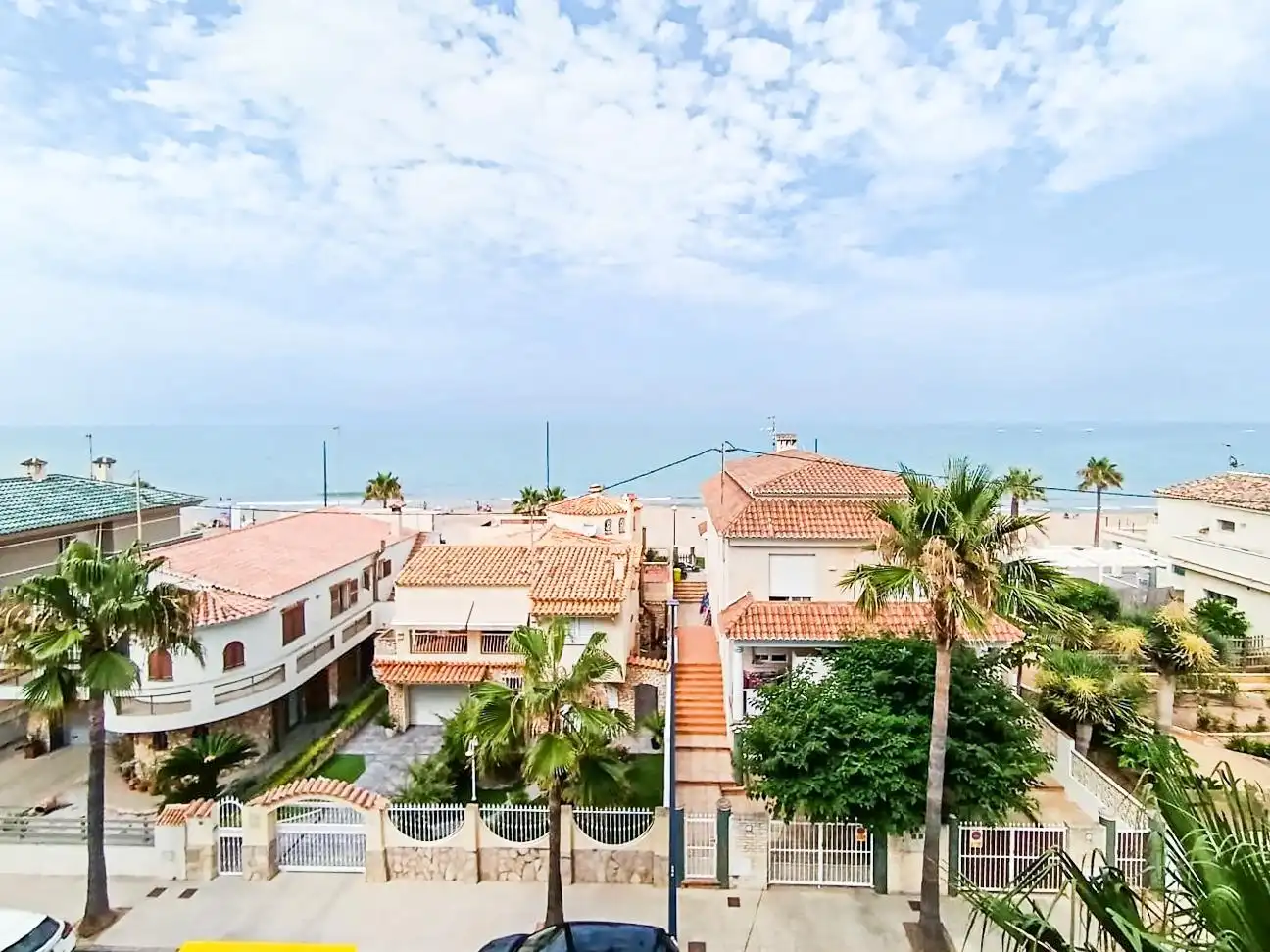 Vista exterior de Apartament en venda en Miramar amb Terrassa, Moblat i Piscina comunitària