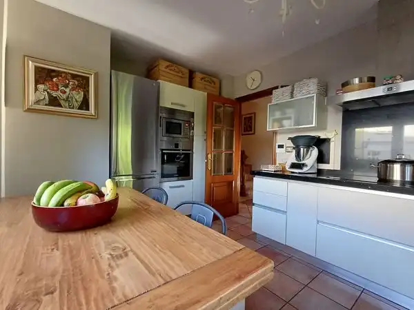 Cocina de Casa adosada en venta en Vigo  con Calefacción, Jardín privado y Terraza