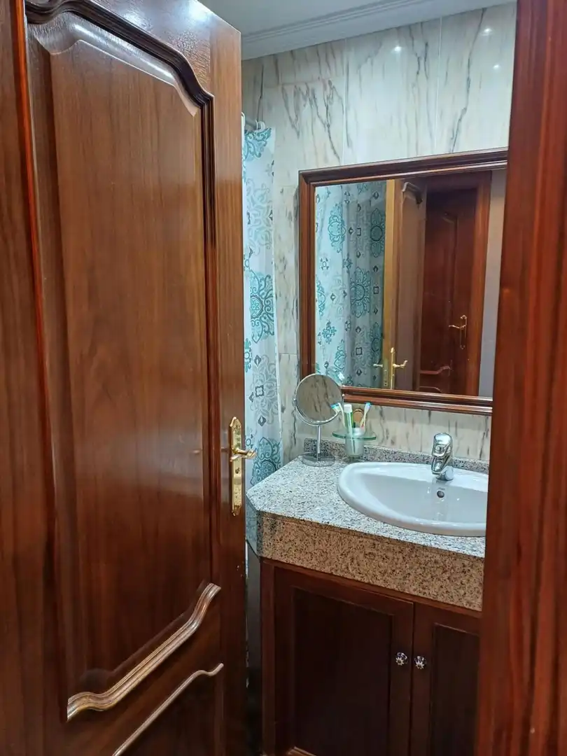 Badezimmer von Wohnung zum Verkauf in Salamanca mit Abstellraum