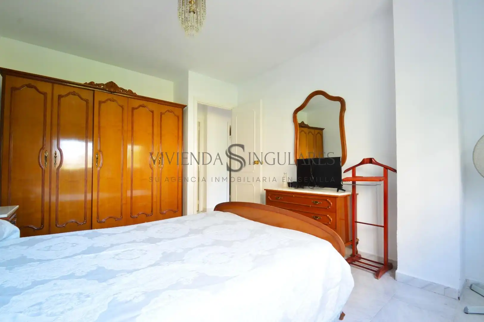 Schlafzimmer von Wohnung zur Miete in Sevilla mit Klimaanlage, Privatgarten und Terrasse