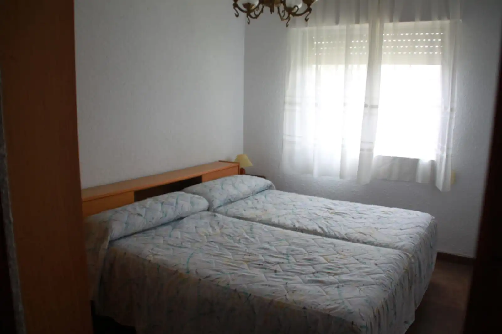 Dormitori de Casa o xalet en venda en Grijota amb Jardí privat, Terrassa i Piscina