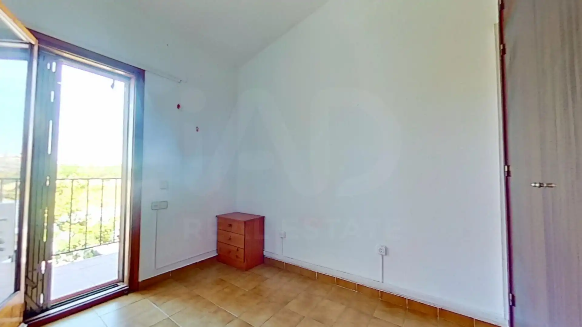Dormitori de Casa adosada en venda en Creixell amb Aire condicionat, Terrassa i Piscina