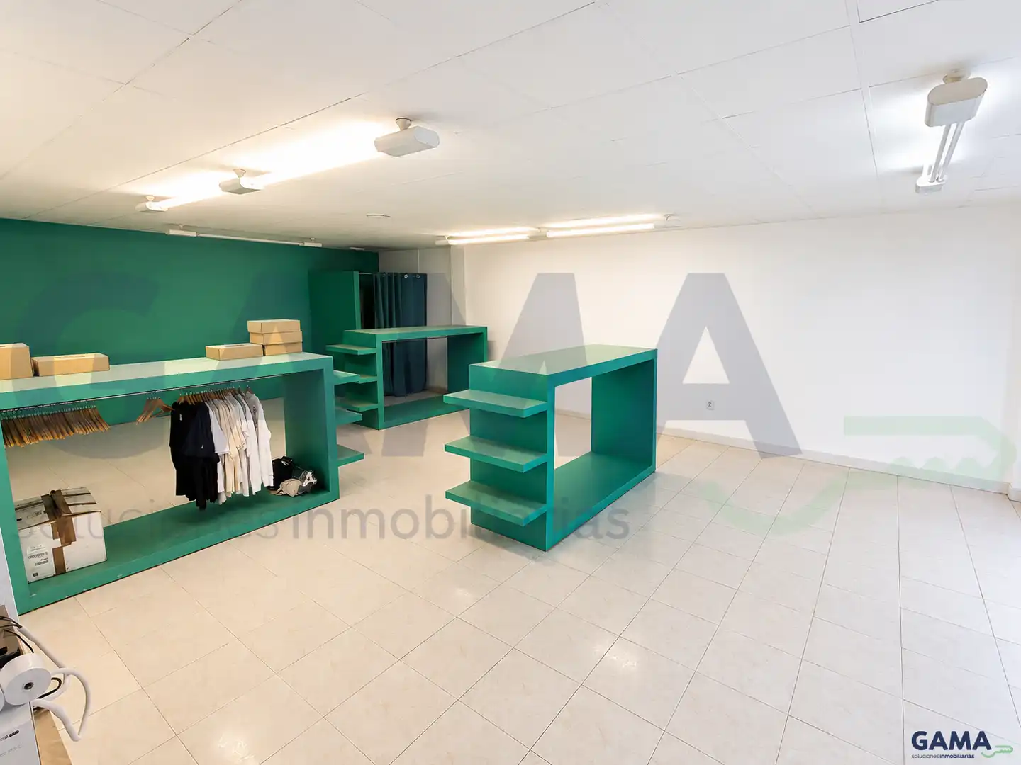 Industrial buildings for sale in Carcaixent