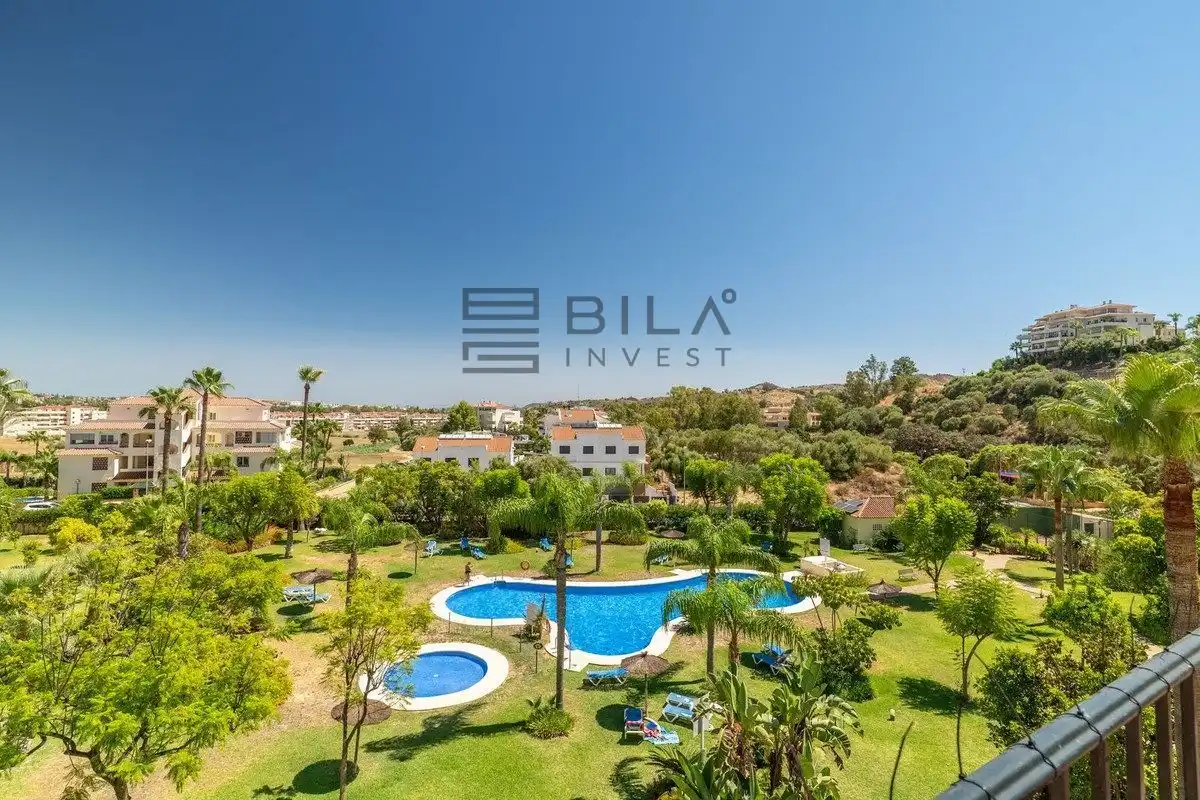 Attique avec piscine à vendre à Urb. la Cala Hills