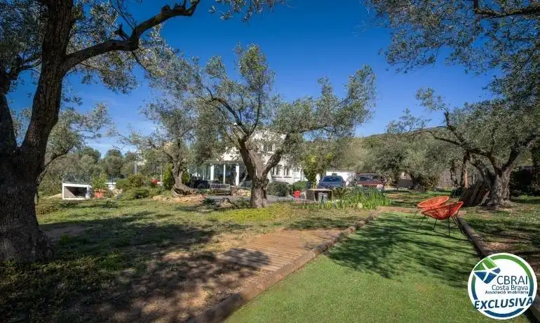 House with pool for sale in Palau-saverdera, imagen 13
