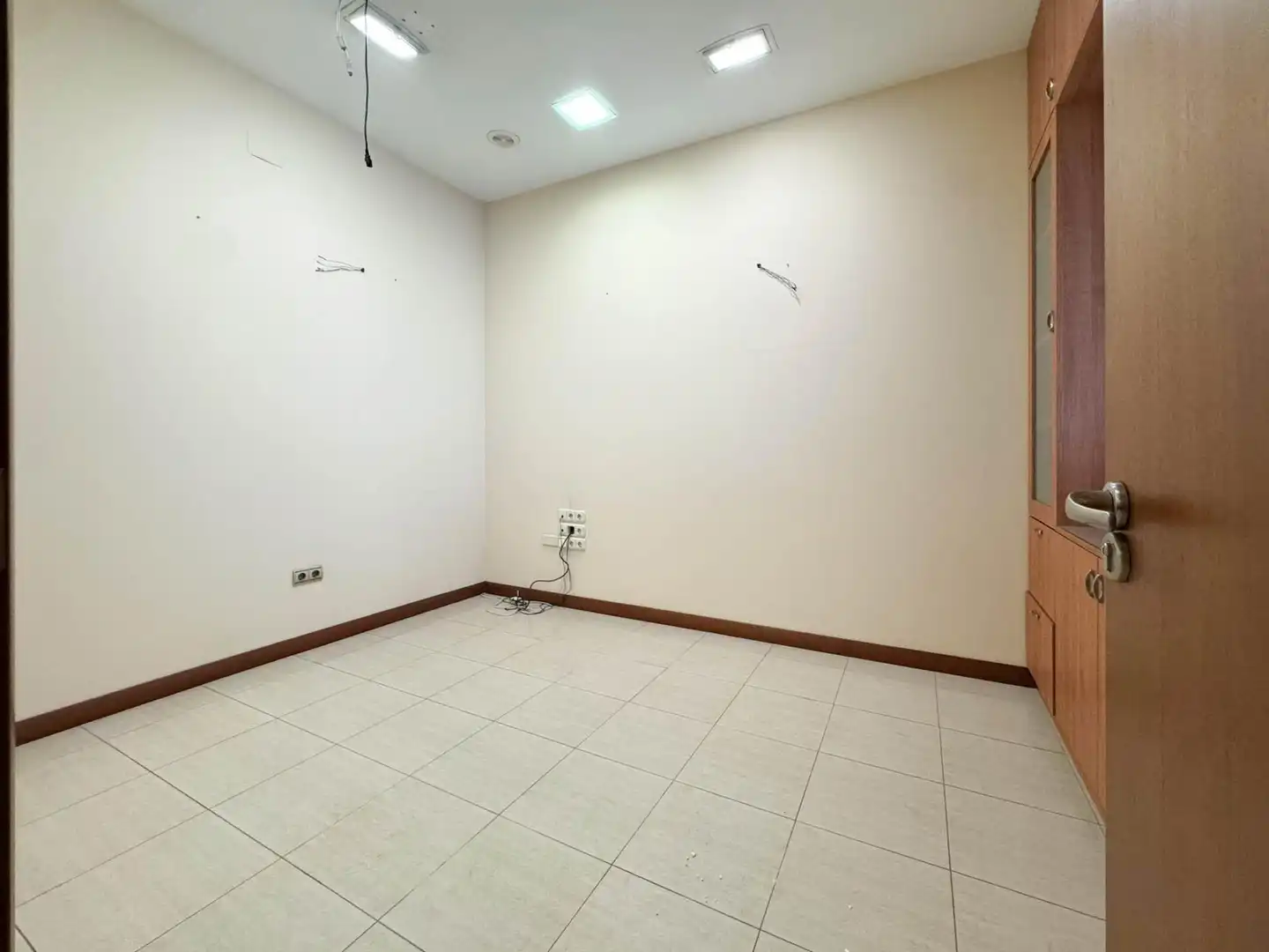 Business premises to rent in Calle JOAQUIN MARTINEZ MACIA, imagen 13