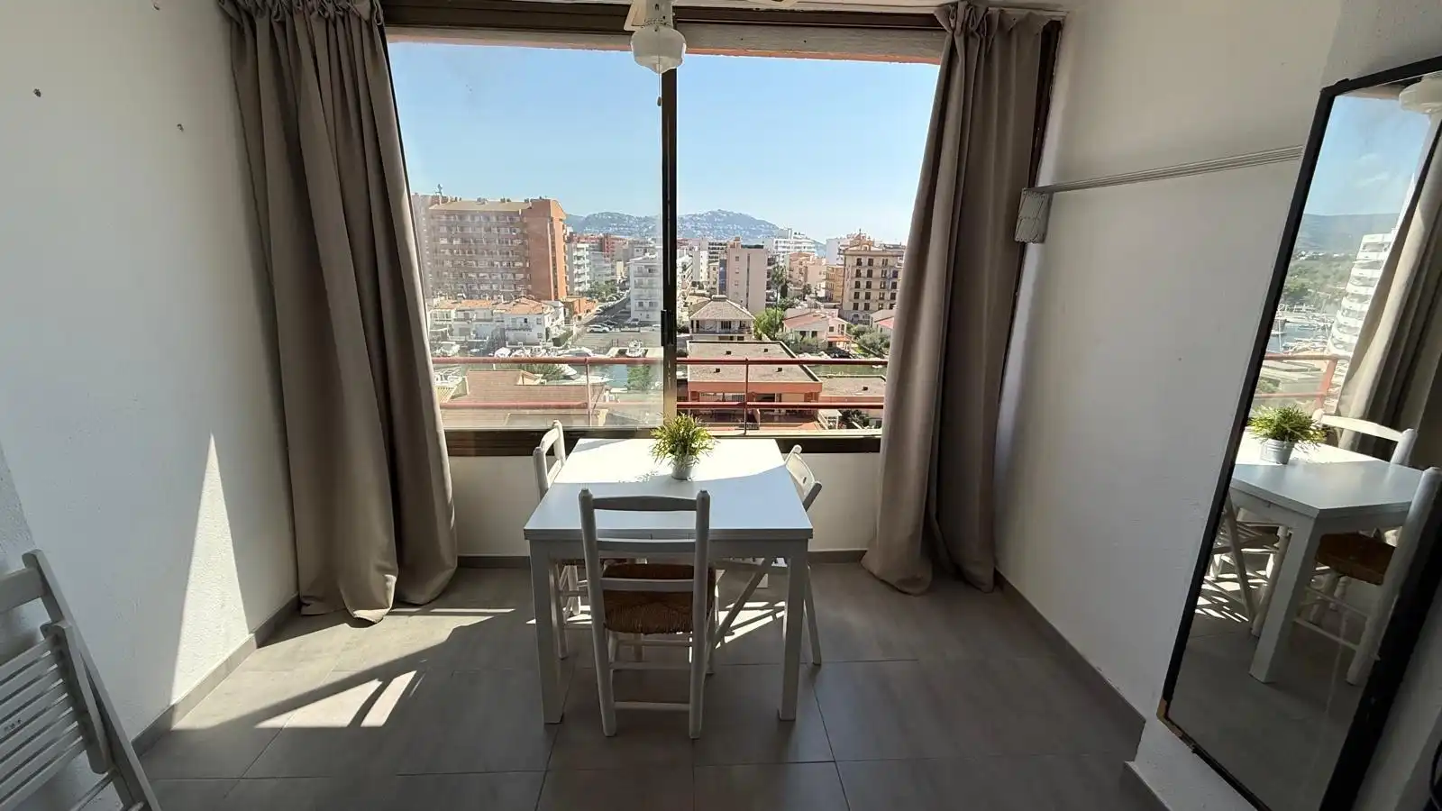 Bedroom of Study for sale in Roses  with Terrace, Furnished and Balcony