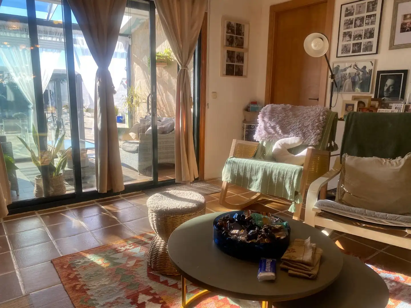 Sala de estar de Casa o chalet en venta en Vilagarcía de Arousa con Calefacción, Jardín privado y Parquet