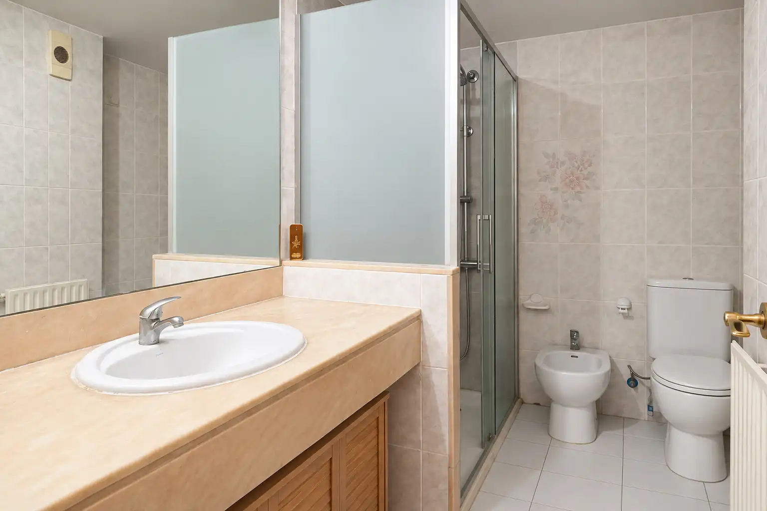 Piso con terraza en venta en Carrer de la Mare de Déu de Port 347, imagen 30