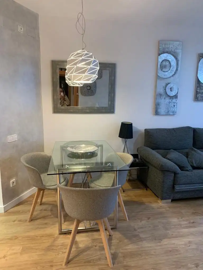 Comedor de Piso de alquiler en Barcelona con Aire acondicionado, Calefacción y Parquet