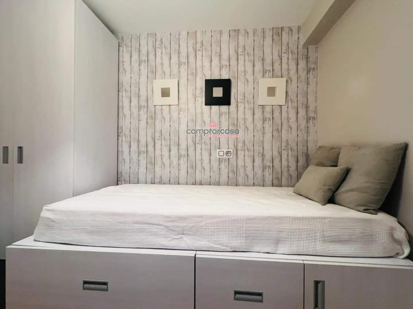 Habitación de Piso de alquiler en A Coruña Capital  con Amueblado
