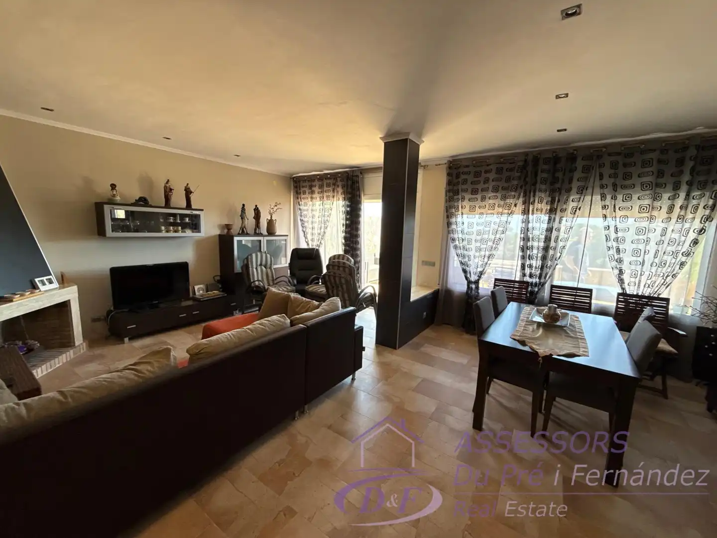 Casa aparellada amb terrassa en venda a Sant Cebrià de Vallalta, imagen 24