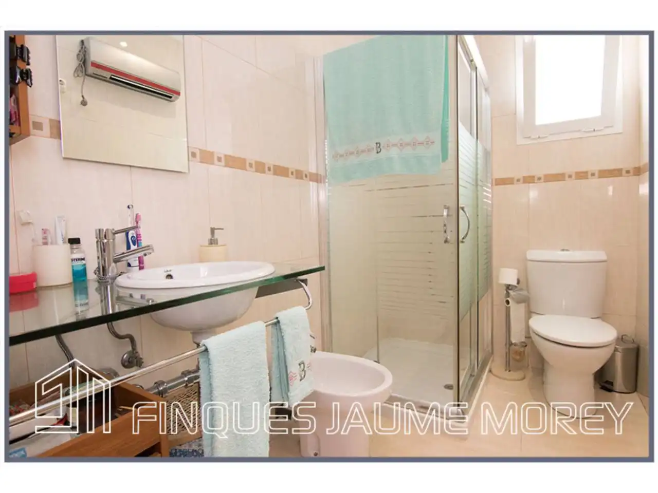 Bany de Casa o xalet en venda en Lloseta amb Aire condicionat, Jardí privat i Terrassa
