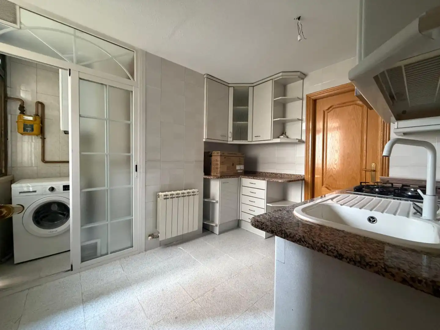Küche von Wohnung zur Miete in Madrid mit Heizung, Privatgarten und Abstellraum