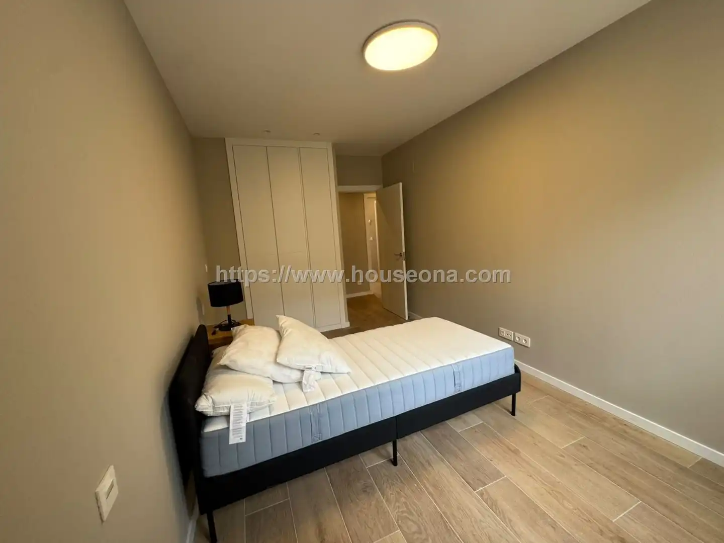 Bedroom of Attic for sale in Bilbao   with Heating, Terrace and Storage room