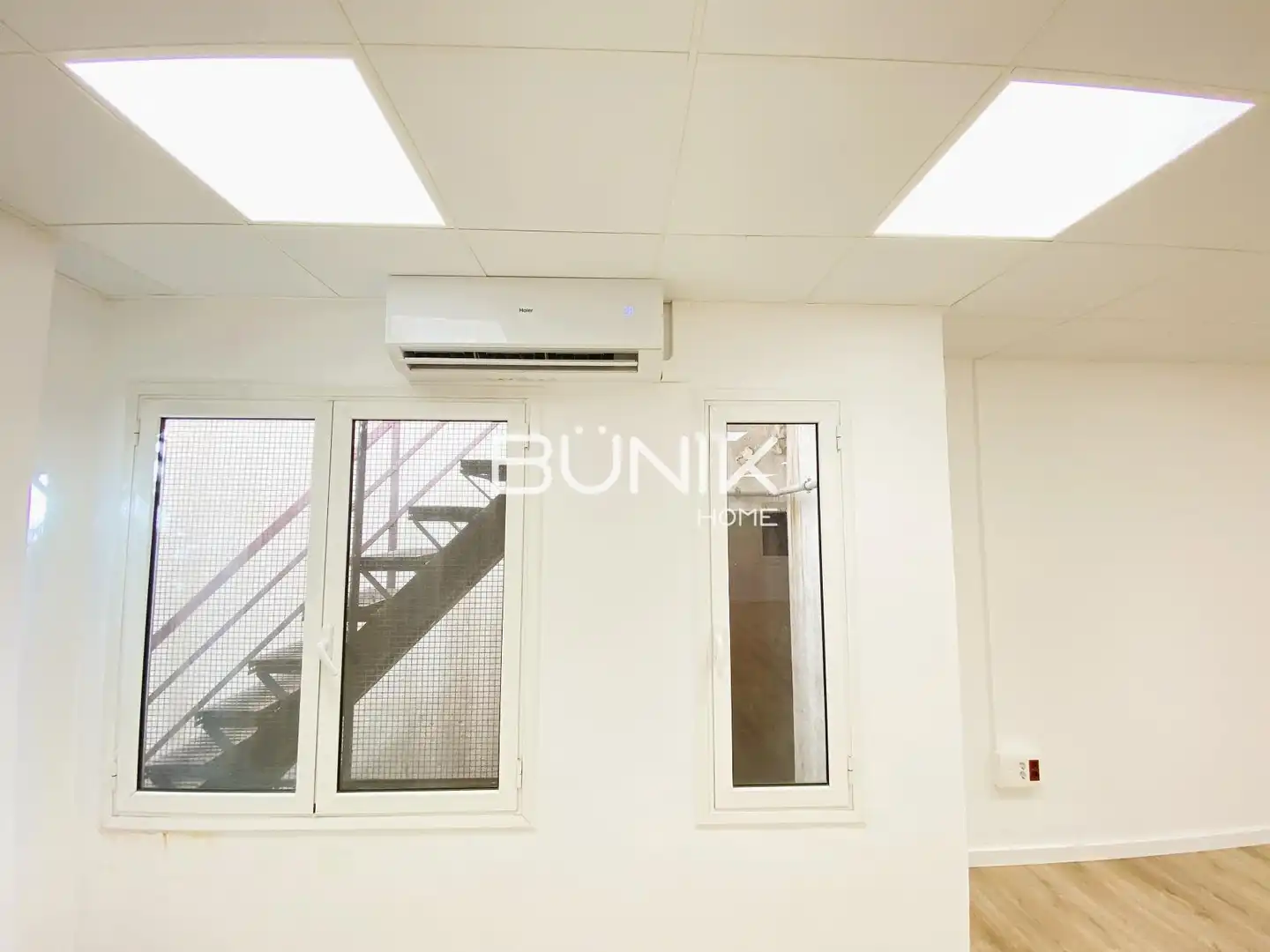 Office for rent in Barcelona  with Air Conditioner