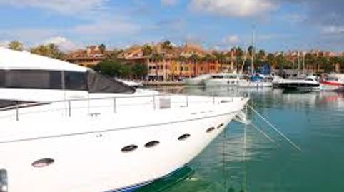 Photo 5 of Building for sale in Sotogrande Costa, Sotogrande