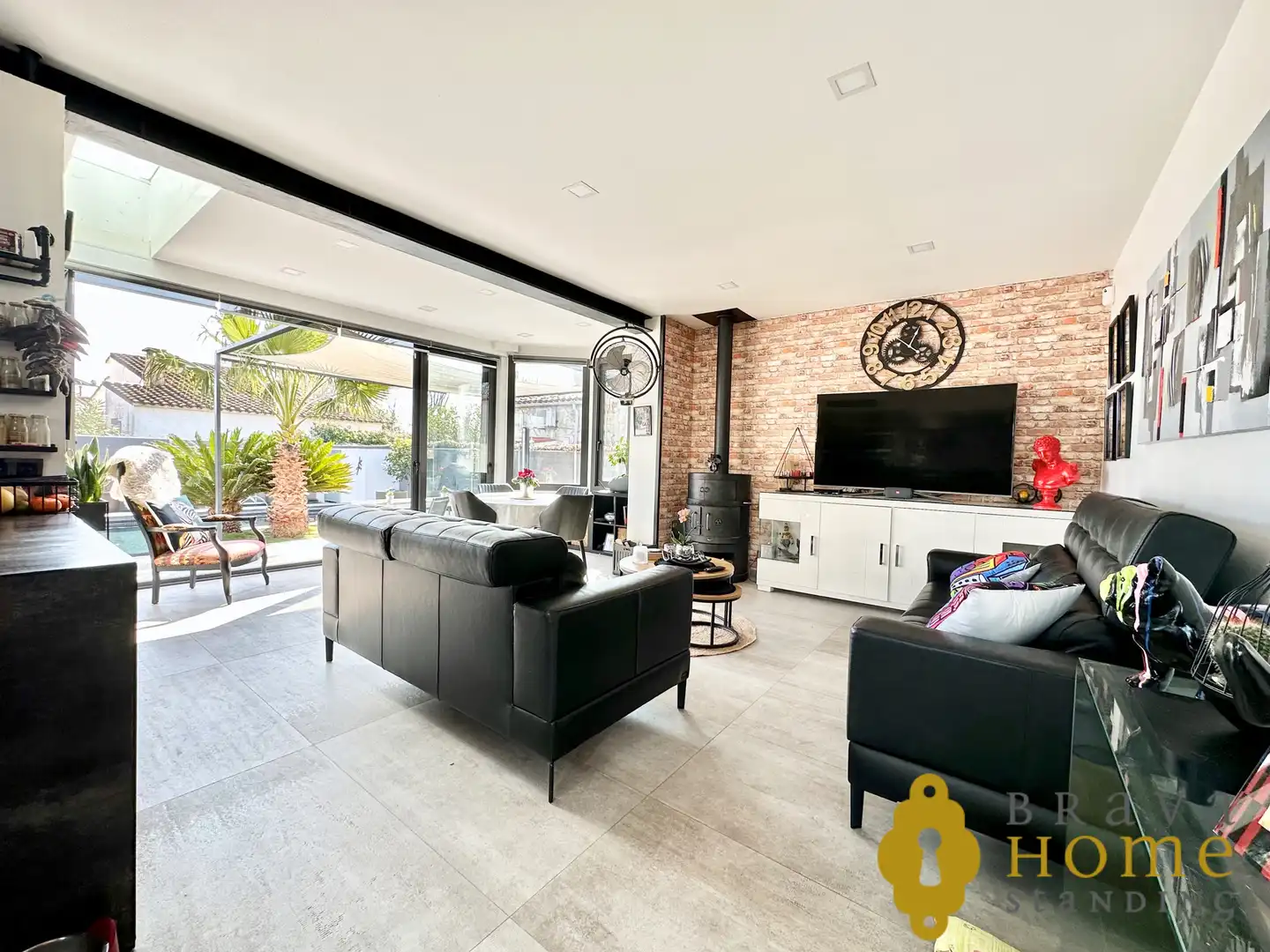 Wohnzimmer von Haus oder Chalet zum Verkauf in Empuriabrava mit Klimaanlage, Heizung und Privatgarten