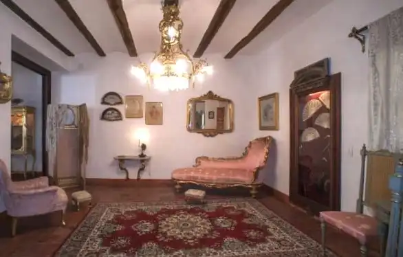 Sala d'estar de Finca rústica en venda en Rubielos de Mora amb Aire condicionat, Calefacció i Terrassa