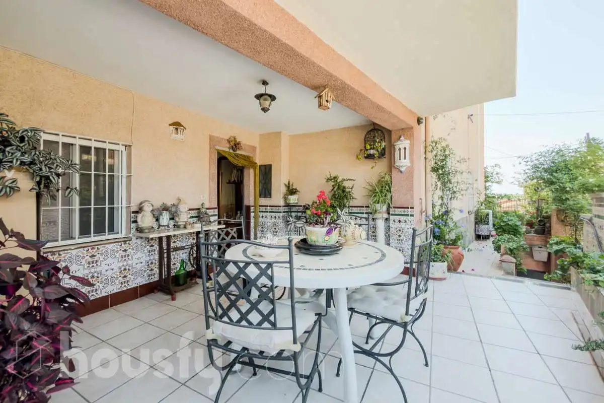 Terrace of Houses for sale in Santa Coloma de Gramenet  with Air Conditioner, Heating and Private garden