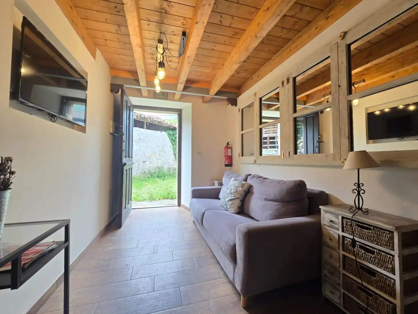 Sala de estar de Casa o chalet en venta en Llanes con Calefacción, Jardín privado y Trastero