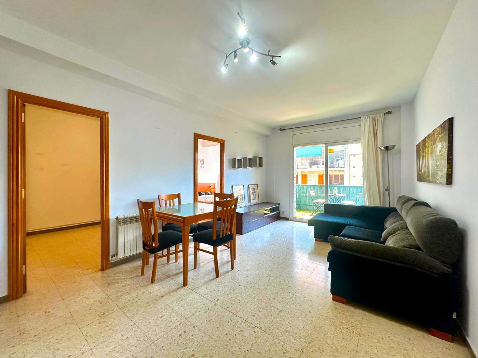 Vista exterior de Pis en venda en Granollers amb Calefacció, Terrassa i Moblat